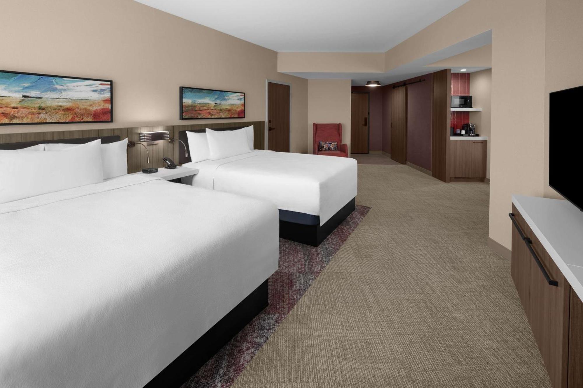 Hilton Garden Inn Grand Prairie At Epiccentral Exterior photo