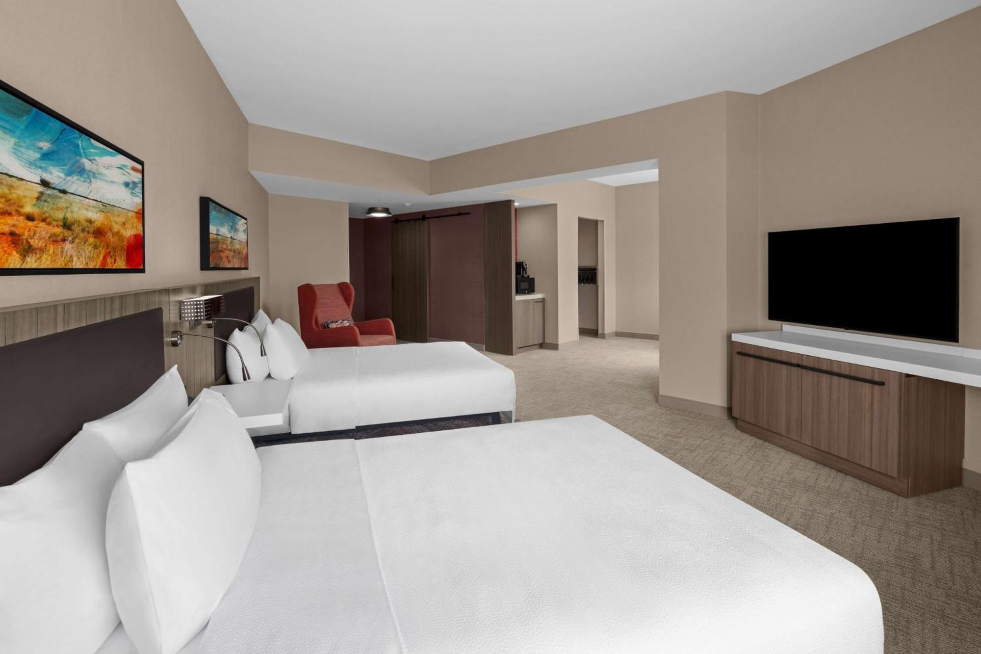 Hilton Garden Inn Grand Prairie At Epiccentral Exterior photo