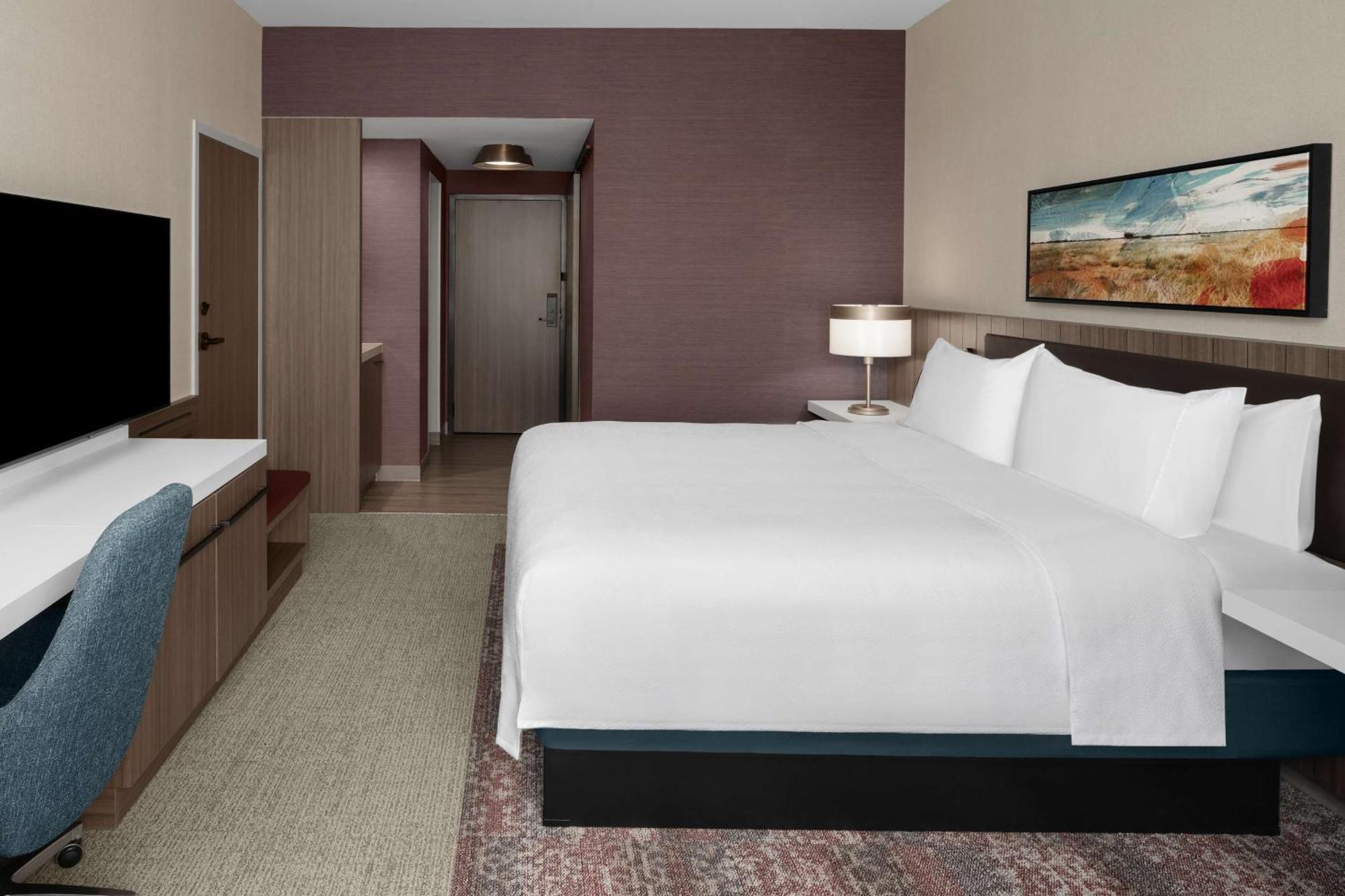 Hilton Garden Inn Grand Prairie At Epiccentral Exterior photo