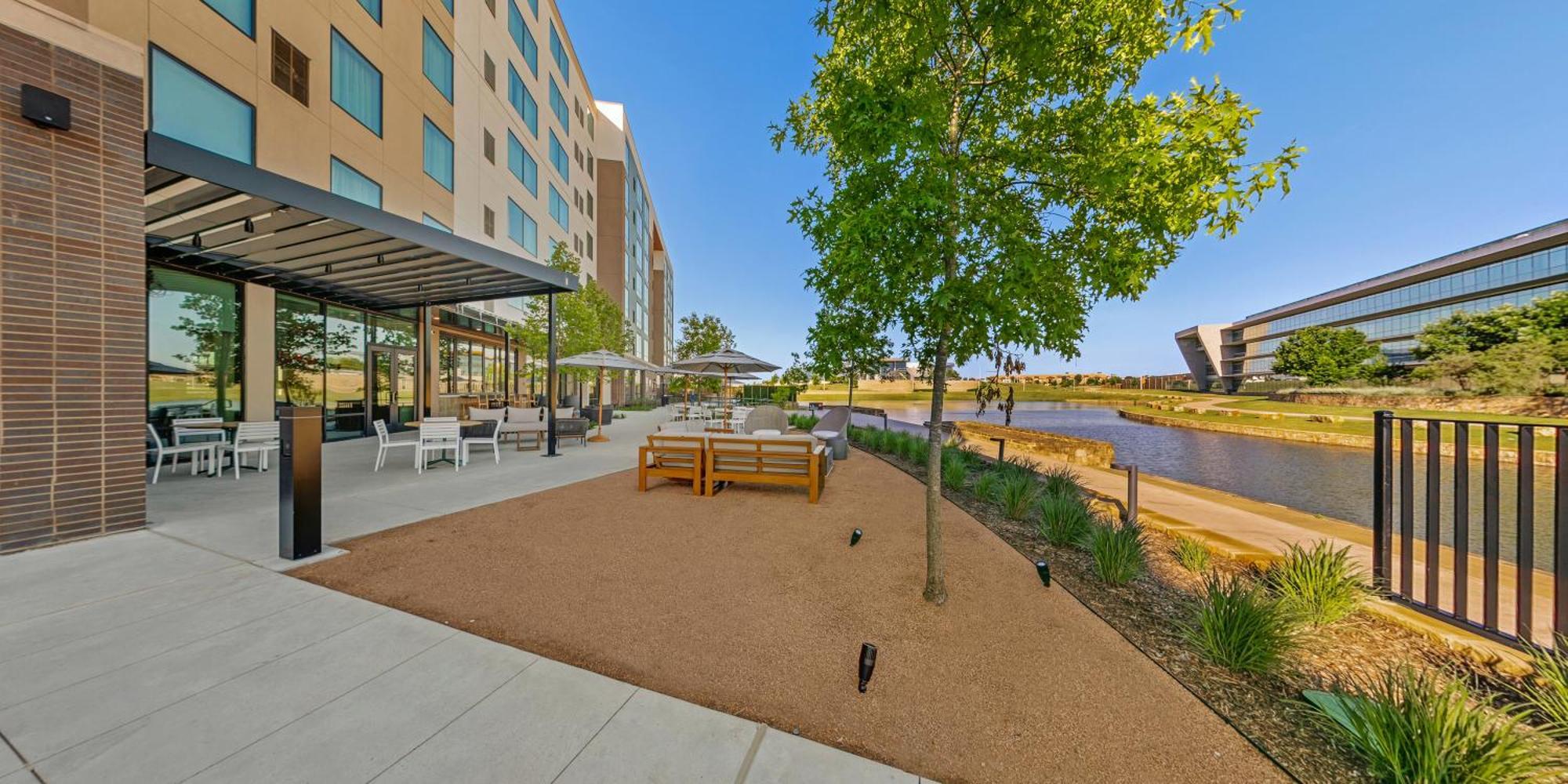 Hilton Garden Inn Grand Prairie At Epiccentral Exterior photo